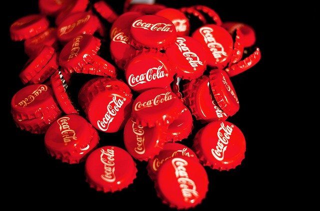 vrchnáky Coca Cola.jpg